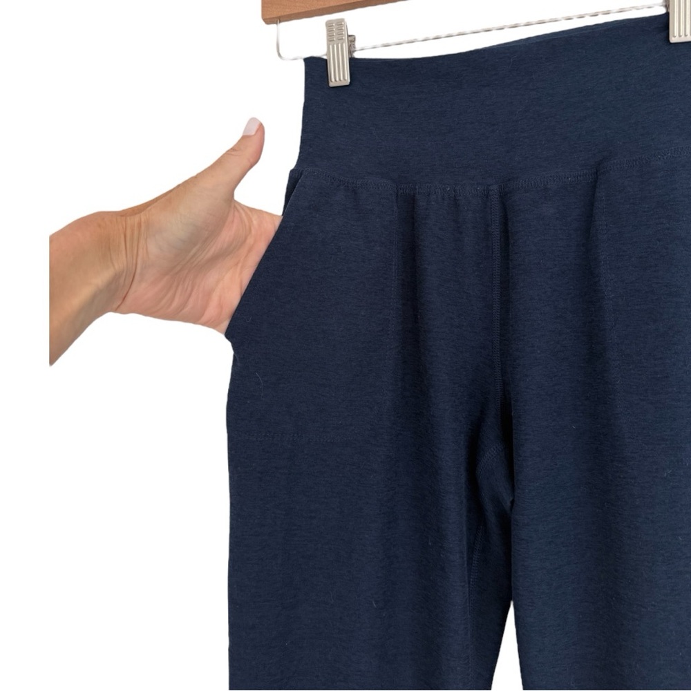 Beyond Yoga Spacedye Midi Jogger in Nocturnal Navy - Picture 5 of 7